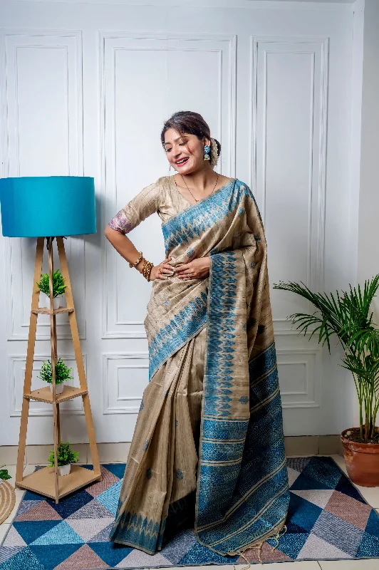 Chic Lounge Simple Cozy Pieces Women's Blue Thread Woven Handloom Tussar Silk Saree With Blouse  (Saree Blouse Without stitch) - Aastha Fashion