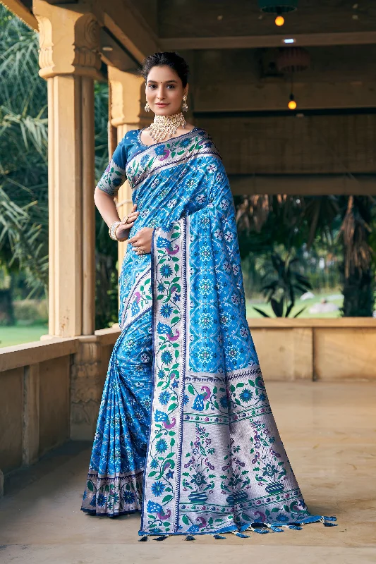 Layered Comfort Comfortable Chic Fashion Women's Teal Woven Patola Silk Saree With Blouse  (Saree Blouse Without stitch) - Aastha Fashion