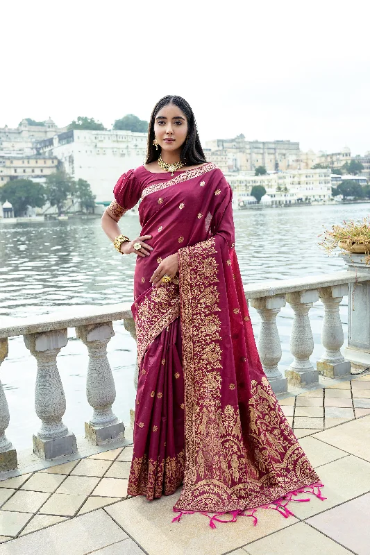 Relaxed Dresses Simple Chic Pieces Women's Maroon Woven Soft Silk Saree With Blouse  (Saree Blouse Without stitch) - Aastha Fashion