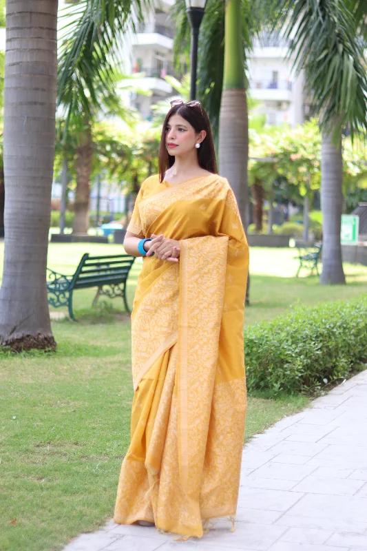 Easygoing Style Stylish Relaxed Clothing Women's Yellow Woven Handloom Raw Silk Saree With Blouse  (Saree Blouse Without stitch) - Aastha Fashion