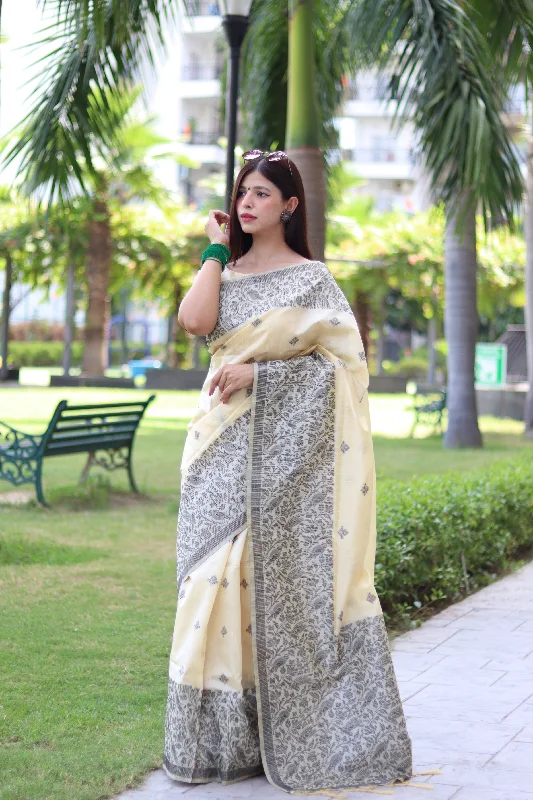Luxe Comfort Comfortable Wear Choices Women's Off White Woven Handloom Raw Silk Saree With Blouse  (Saree Blouse Without stitch) - Aastha Fashion