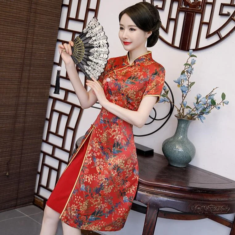 Breezy Comfort Trendy Warm Layered Pieces Short Sleeve Cheongsam Top Knee Length Floral Ao Dai Dress Breezy Comfort Trendy Warm Layered Pieces Short Sleeve Cheongsam Top Knee Length Floral Ao Dai Dress