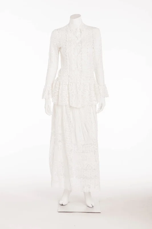 Soft Knitwear Comfortable Wear Choices Oscar De La Renta - 2PC White Lace Long Sleeve Snap Button Top with Skirt - US 6 Soft Knitwear Comfortable Wear Choices Oscar De La Renta - 2PC White Lace Long Sleeve Snap Button Top with Skirt - US 6