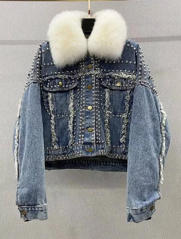 Effortless Comfort Soft Casual Wearable Detachable Fur Trimmed Blue Denim Jacket With Studs Effortless Comfort Soft Casual Wearable Detachable Fur Trimmed Blue Denim Jacket With Studs