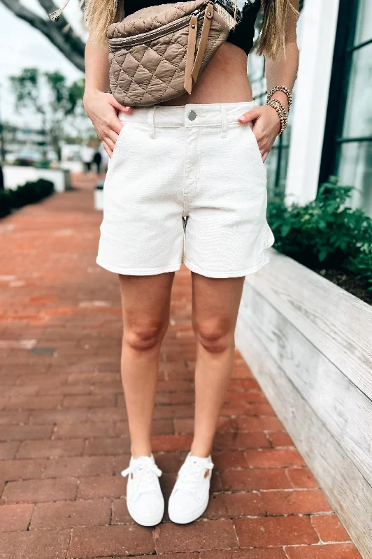 Elegant Fit Streetwear Comfort Pieces Sonoma Shorts Off White