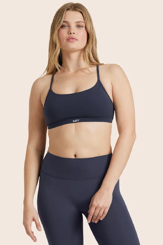 Easygoing Fashion Effortless Comfort Fit AIRLUXE™ BREATHE Y BRA - SPADES