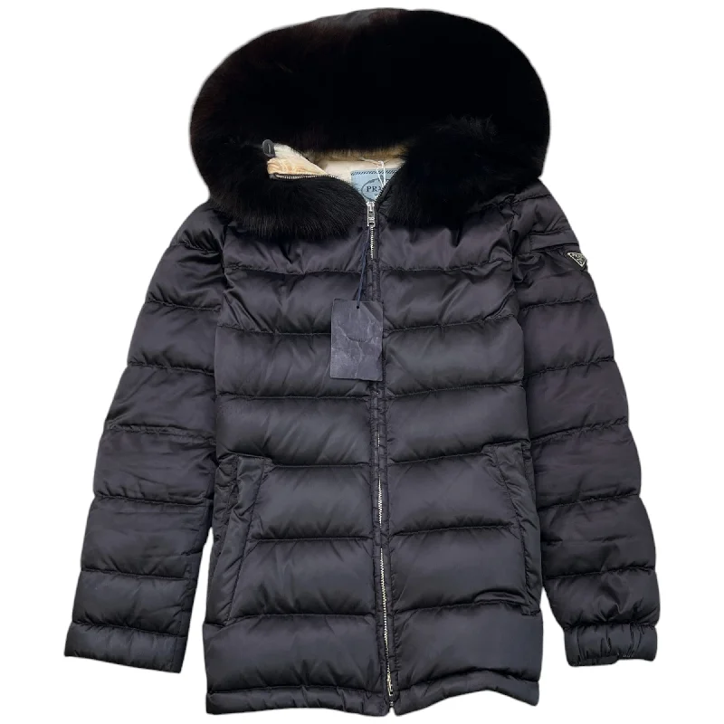 Cozy Pants Relaxed Comfort Pieces Women's Plaque Logo Down Jacket Black Size IT 38 / UK 6 Cozy Pants Relaxed Comfort Pieces Women's Plaque Logo Down Jacket Black Size IT 38 / UK 6