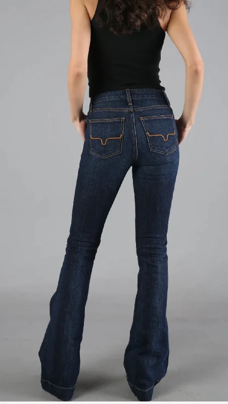 Weekend Comfort Trendy Warm Layered Pieces Jennifer Kimes Jeans