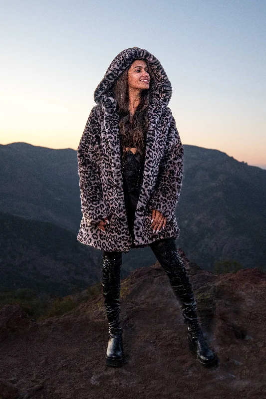 Cozy Knits Relaxed Street Fashion Women's Short Desert Warrior Coat in "Luxe Leopard" Chinchilla