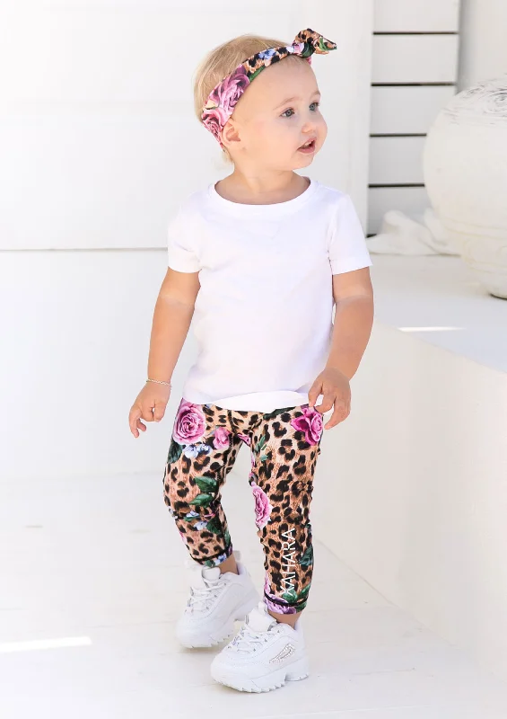 Versatile Outfits Simple Chic Pieces Junior Leopard Love Leggings
