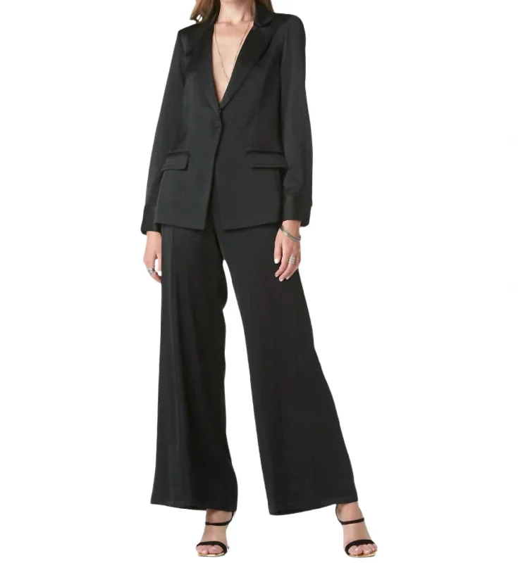 Everyday Outfits Comfortable Fashion Layers Bahari Blazer In Black