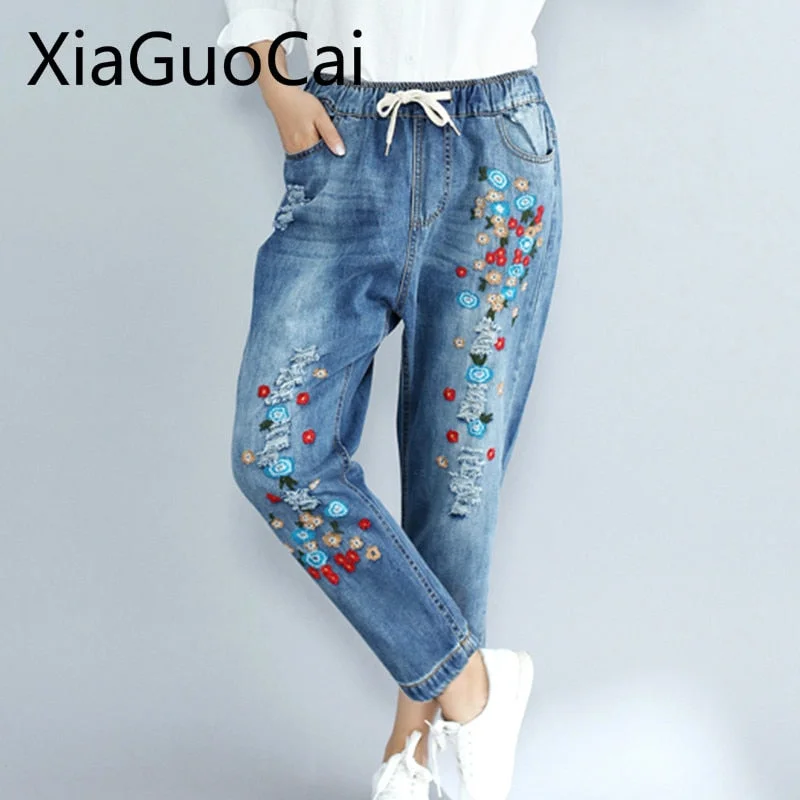 Trendy Wear Comfortable Wear Choices Flowers Women Jeans Large Size Women's Autumn Casual Embroidery Pants Loose Thin Nine Ripped Pants Jeans for Women