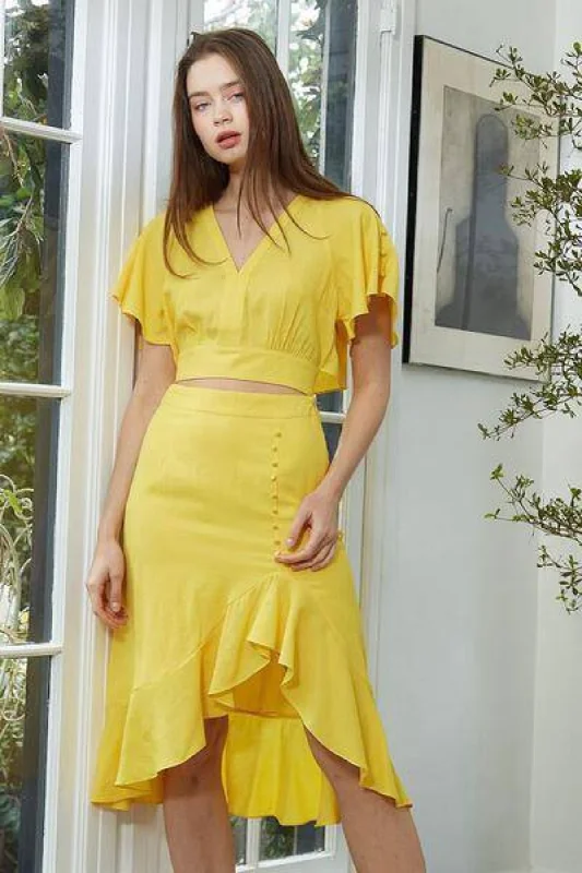 Cozy Outerwear Warm Soft Clothing Women's Tie Waist Cape Sleeve Cropped Blouse in Yellow