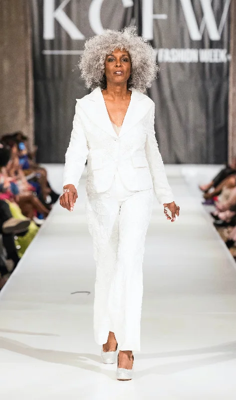 Smart Comfort Soft Daywear Fits Any Old Iron More Is More Suit