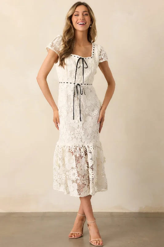 Fresh Comfort Trendy Streetwear Outfits Made You Look Ivory Floral Embroidered Midi Dress Fresh Comfort Trendy Streetwear Outfits Made You Look Ivory Floral Embroidered Midi Dress