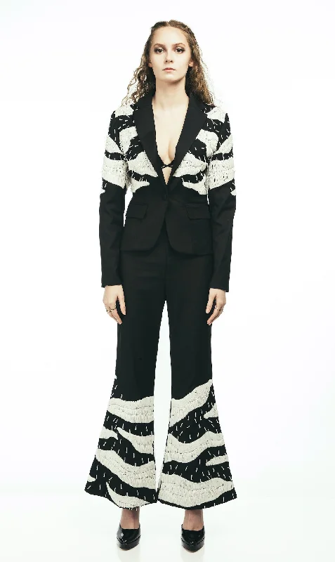 Modern Chic Trendy Chic Comfort Any Old Iron Magpie Suit