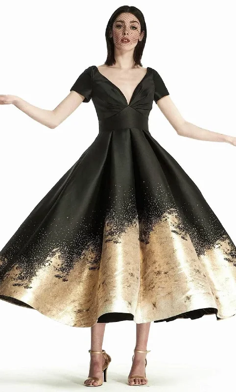 Soft Wear Effortless Cozy Wear Hynes Park M443 - Deep V-Neck Pleated Prom Dress