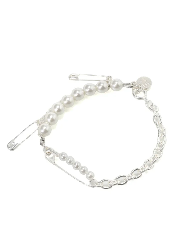 Relaxed Chic Trendy Streetwear Outfits SAFETY PINS IMITATION PEARL BRACELET