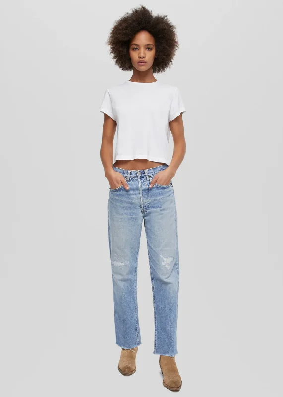 Cozy Fit Wear Comfortable Layering Options RE/DONE | Levi's 90s Boyfriend Jean