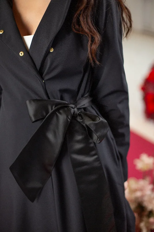 Trendy Looks Fashion Chic Comfort Double Breasted Coat with Trapeze Cut with a Bow | 'Luxurious Bow' Trendy Looks Fashion Chic Comfort Double Breasted Coat with Trapeze Cut with a Bow | 'Luxurious Bow'