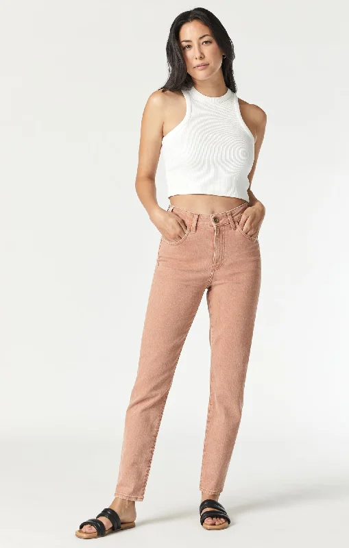Comfy Chic Simple Cozy Pieces CINDY MOM JEANS IN SUNBURN NATURAL DYE