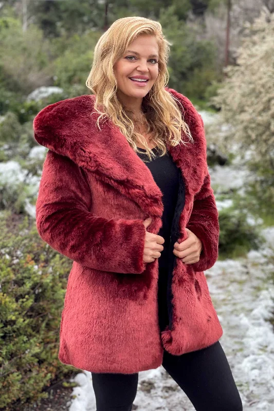 Layered Style Simple Comfort Choices Women's Short Desert Warrior Coat in "Scarlet" Chinchilla Layered Style Simple Comfort Choices Women's Short Desert Warrior Coat in "Scarlet" Chinchilla