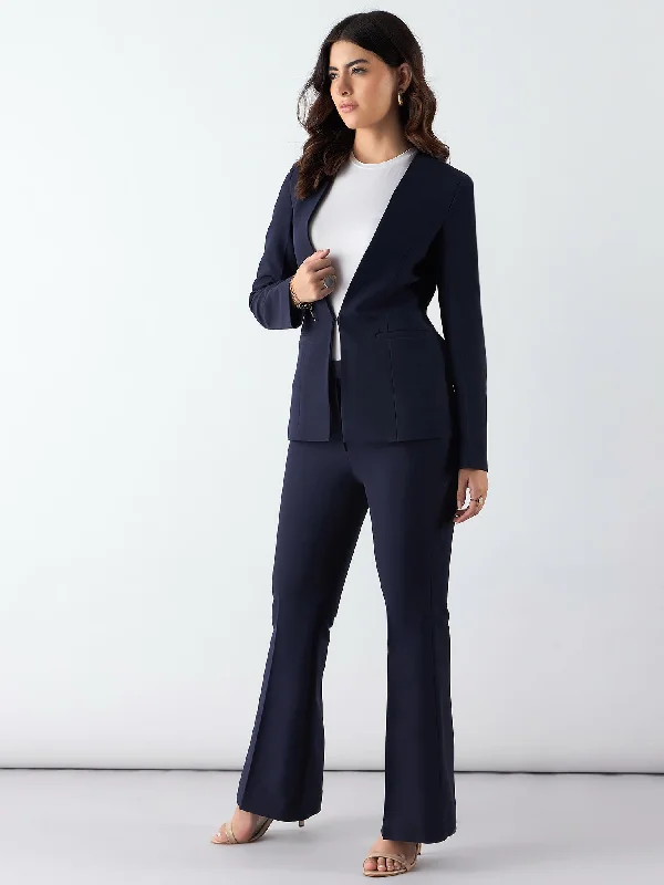 Easy Fashion Trendy Warm Layered Pieces Minimalist Regular Fit Blazer Paired With Trouser In Stretchable Fabric Easy Fashion Trendy Warm Layered Pieces Minimalist Regular Fit Blazer Paired With Trouser In Stretchable Fabric