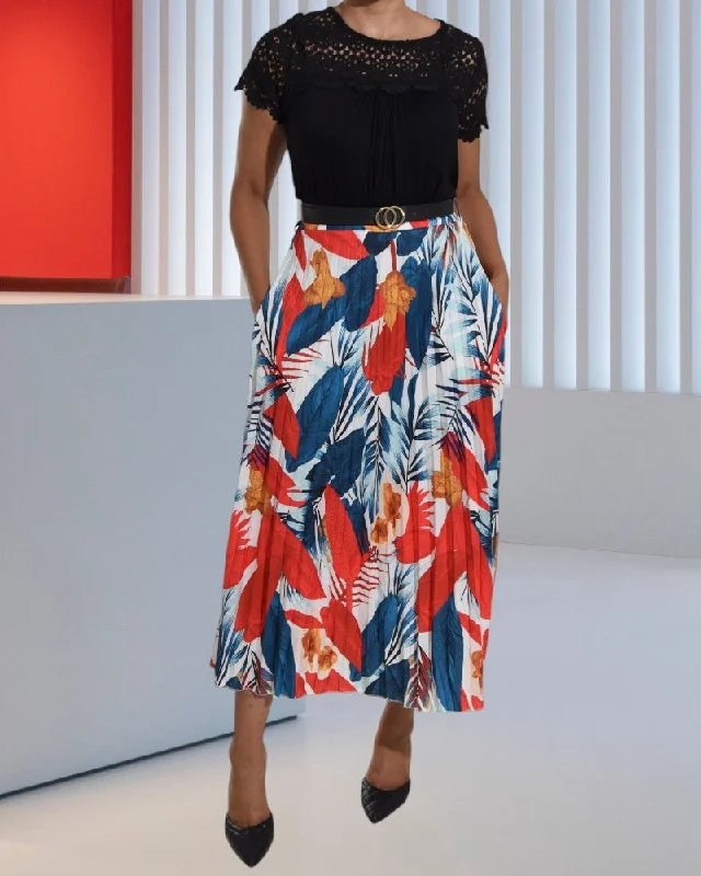Soft Fabrics Relaxed Layered Looks Ladies Tropical Print White Pleated Skirt