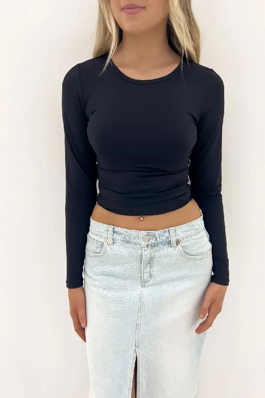 Cozy Chic Comfy Layering Trends Eve Staple Long Sleeve Black