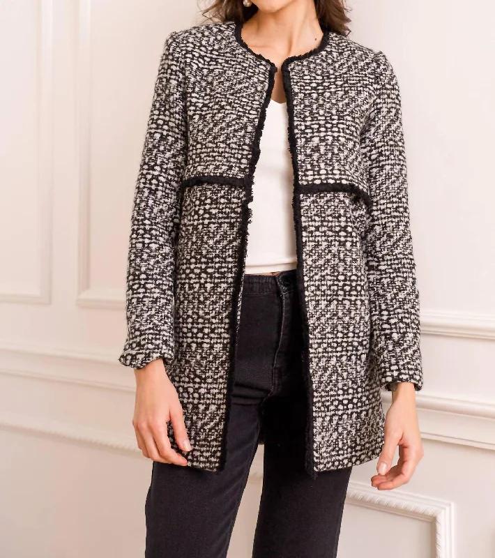 Weekend Style Effortless Street Chic Teraie Tweed Jacket In Taupe