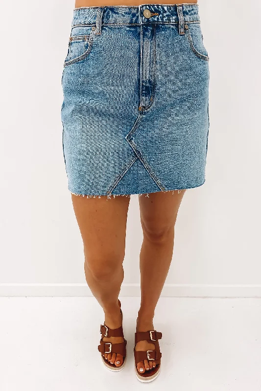 Trendy Casuals Comfy Layering Trends A Aline Skirt Felicia